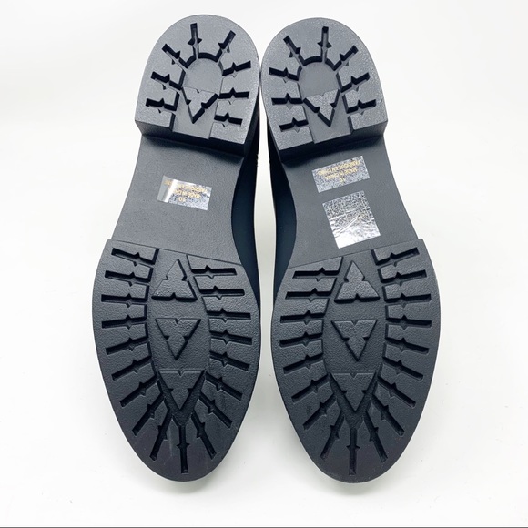 Jeffrey Campbell Hydra Waterproof Chelsea Boot - like NEW - Picture 5 of 7